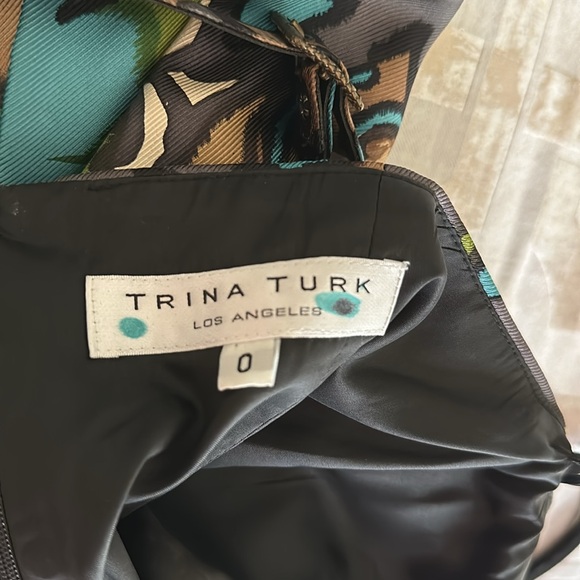 Gorgeous dress - Picture 6 of 6